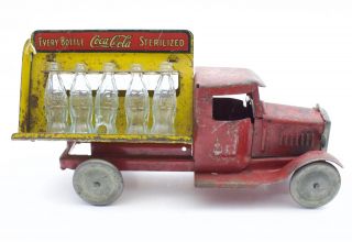 1930 ' s Pressed Steel Metalcraft Coca - Cola Distributor Truck W/ Bottles 2