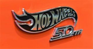 HOT WHEELS HWC SWEET 16 CAR DISPLAY SET 50TH YEAR ANNIVERSARY RLC 5