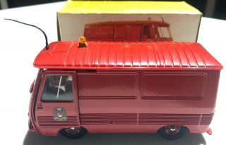 Dinky Toys Fourgon Peugeot J7 570 P Pompiers ‘sullys Hobbies’