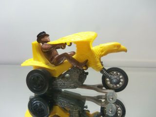 1972 Hot Wheels Rrrumblers Bold Eagle Yellow W/ Brown Top Hat Rider W/ Guide -