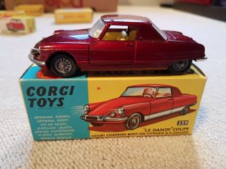 Red Corgi Toys 259 " Le Dandy " Coupe Citroen Gr Britain 1960 