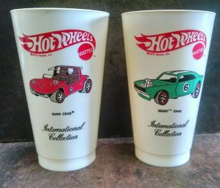 Vintage 1970 Redline Hot Wheels Jack In The Box Cups Heavy Chevy & Sand Crab