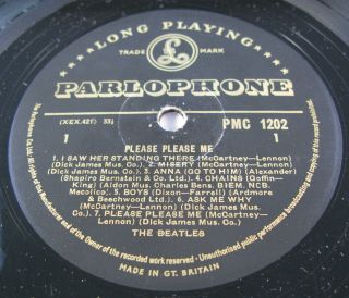 THE BEATLES.  PLEASE PLEASE ME.  1st PRESS.  BLACK/GOLD.  UK VINYL LP.  PMC 1202.  MONO.  1963 2