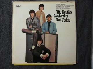 The Beatles Vinyl Lp Yesterday And Today Mono 1966 American Version Discontinued