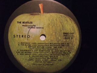 The Beatles White Album A 3082306 2 LP ' s w/poster & 4 photos Apple Records 101 7