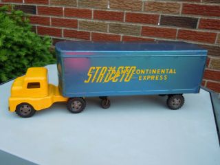 Vintage 21” Structo Truck 700 Semi Rig Tractor Trailer Pressed Steel Truck.