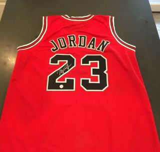 Michael Jordan Signed Bulls Red Jersey