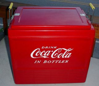 RARE 1950s DRINK COCA - COLA IN BOTTLES,  COKE COOLER MODEL A56 BOX N/R 3