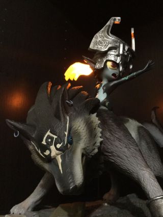 Rare First 4 Figures Wolf Link And Midna EXCLUSIVE Statue Legend Of Zelda 2