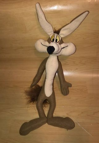 Wile E Coyote Plush Looney Tunes 2015 Toy Factory 18” Stuffed Animal