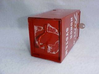 1940 Tom ' s Peanut Coin Honor System Money Box,  Jar Rack,  Lance Gordons 5