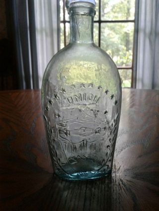 Civil War Era Aqua 1/2 Pt.  Historical Flask Union Clasped Hands F.  A.  & Co / Canon