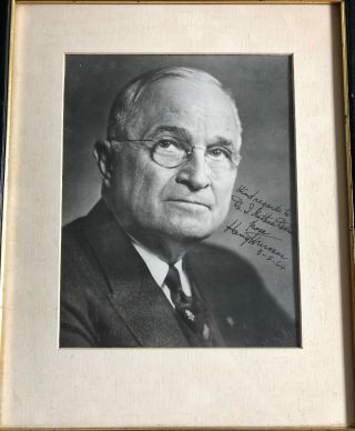 Harry S.  Truman " Kind Regards " Authentic Signed 8x10 B&w Photo