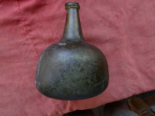 English Onion 1700 - 1720? Bottle 6 5/8in.  Under Water Find