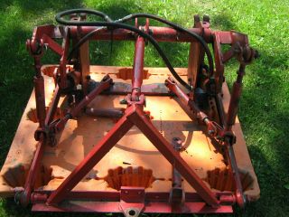 Ih Tractor 3 - Point Hitch