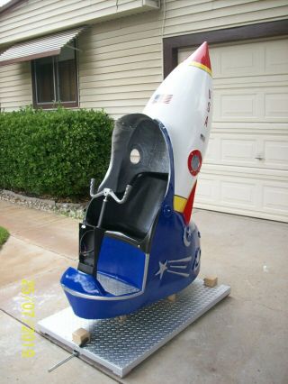 1962 Satellite Rocket Kiddie Ride - Restored 4