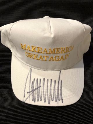 Donald Trump Signed 2016 White Maga Hat W/ Full Global Ga Loa Authentication