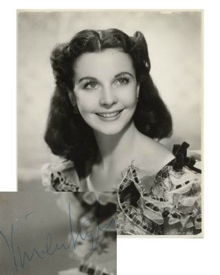 VIVIEN LEIGH signed autograph - Gone With The Wind,  Streetcar Named Desire etc. 2