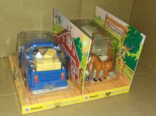 Chevron Cars Pete Pick - Up and Horace `N Trailer w/Horse 4
