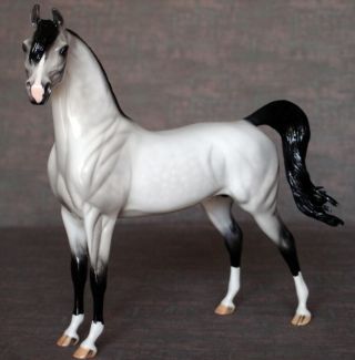 Peter Stone Breyer Model Horse Dah Pm172 (retired) - - Grey W/black Points Halter