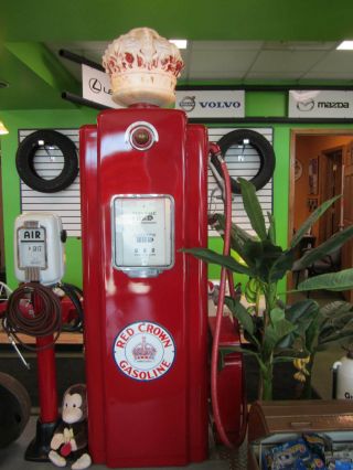 Wayne Red Crown Gas Pump With Globe