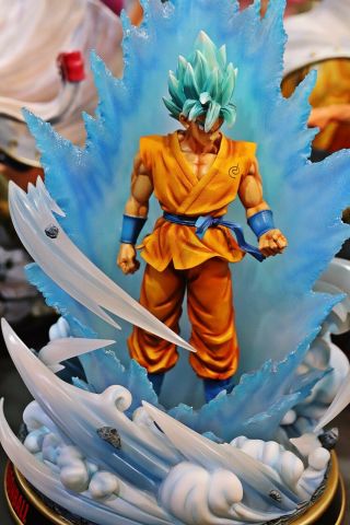 Figure Class Dragon Ball Saiyan Blue SSGSS Son Goku Resin statue FC black 5