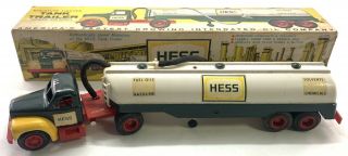 1960’s Hess Minature Lighted Tank Trailer W/Original Box 2