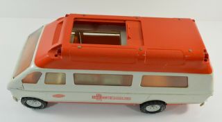 Vintage Tonka Rescue Ambulance Van w/ Gurney & 6 People Figures Orange White 6