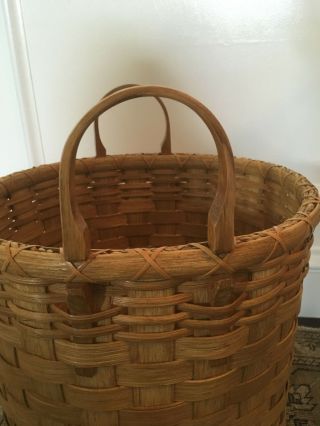 Vtg Mid Century/ Large Splint Woven Gathering Basket With Handles - Signed 6