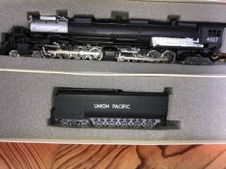 Train Set,  HO Up Big Boy Engine With 6 Excursion Cars Never Removed From Box 2