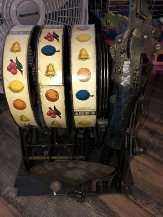 Cast Iron Mills Slot Machine Spearmint 5 Cent Goose Neck 1900’s With Vendor 11