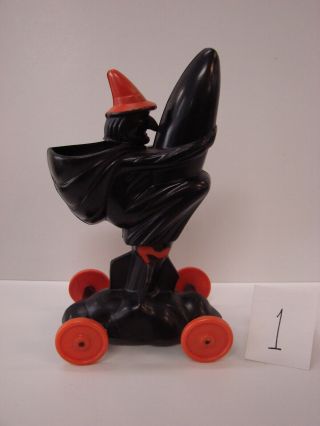 VINTAGE HALLOWEEN KOKOMOLD BLACK WITCH ROCKET PLASTIC CANDY CONTAINER ROSBRO TOY 3