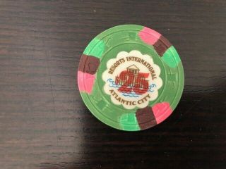 $25 Resorts 1st Edt Atlantic City Casino Chip Very Rare Stands On Edge Hub White