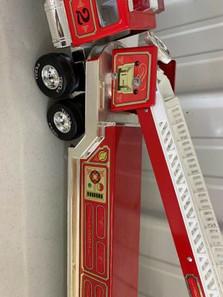 Vintage Tonka Fire truck 1 Hook And Ladder - Fire Engine 3