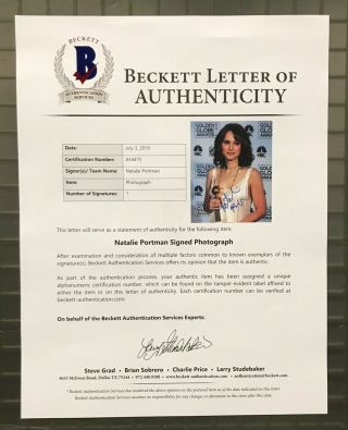 Natalie Portman Signed 8x10 Photo Autographed AUTO Beckett BAS LOA 2