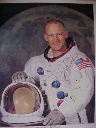Buzz Aldrin Signed Apollo 11 Moon Walker Nasa Astronaut