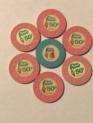 Hotel Fremont Casino $0.  50 (50¢) And $1 Hotel Casino Gaming Chip Las Vegas,  Nv