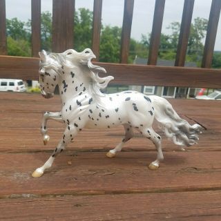 2019 30th Anniversary Limited Edition Breyer Suprise Horse Appy