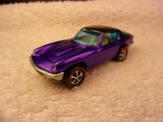 Hot Wheels Redline 1969 Purple/black Top Maserati Mistral - Restored