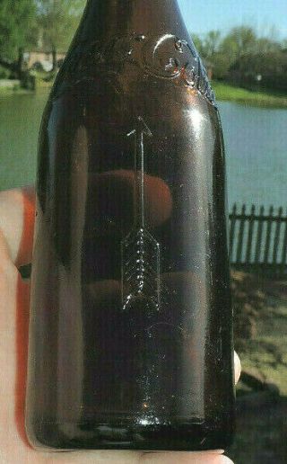 RARE STRAIGHT SIDE COCA COLA AMBER BOTTLE WITH ARROWS 