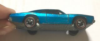 Hot Wheels Redline 1969 US Blue Custom Dodge Charger with White Interior 3