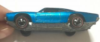 Hot Wheels Redline 1969 US Blue Custom Dodge Charger with White Interior 4