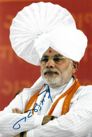 Narendra Modi " Premierminister Indien " Signed 8x12 Inch Photo Autograph