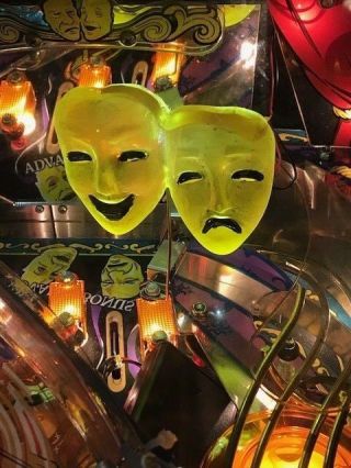 Theatre Of Magic Tom Pinball Machine Gold Theater Connected Masks Led Mod Bally
