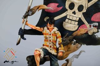 One Piece Monkey D.  Luffy Limited Resin GK Statue Luffy Carrying the Flag Ver. 4