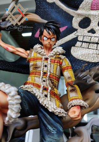 One Piece Monkey D.  Luffy Limited Resin GK Statue Luffy Carrying the Flag Ver. 5