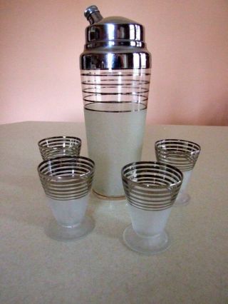 Vintage Frosted Glass Silver Ringed Martini Cocktail Shaker Set W/ 4 Glasses