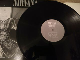 Nirvana - Bleach 1989 UK VINYL 12 inch LP TUPELO TUP LP6.  Rare first UK pressing 3