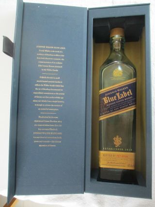 Johnnie Walker Blue Label Scotch Whiskey Empty Bottle & Box 750ml Pristine