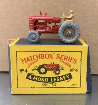 Fantastic Matchbox Moko Lesney No.  4 Massey Harris Tractor